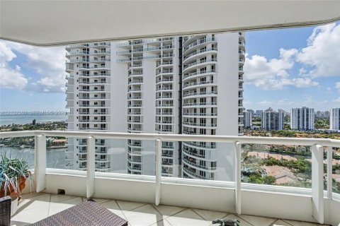 Copropriété à vendre à Aventura, Floride: 2 chambres, 203.46 m2 № 2411751 - photo 8