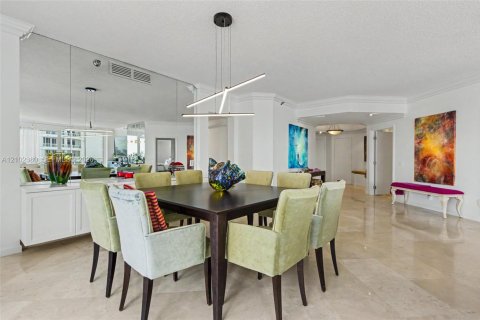 Copropriété à vendre à Aventura, Floride: 2 chambres, 203.46 m2 № 2411751 - photo 22