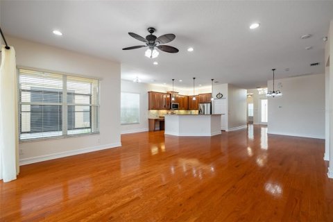 House in Wimauma, Florida 2 bedrooms, 191.47 sq.m. № 1373366 - photo 5