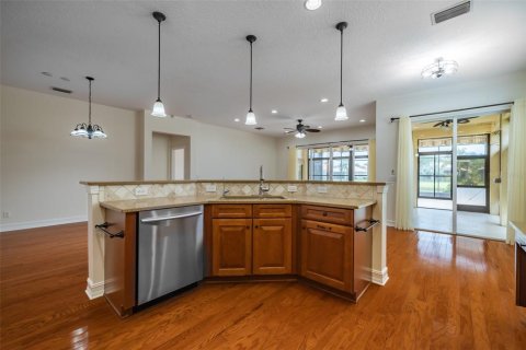 House in Wimauma, Florida 2 bedrooms, 191.47 sq.m. № 1373366 - photo 10