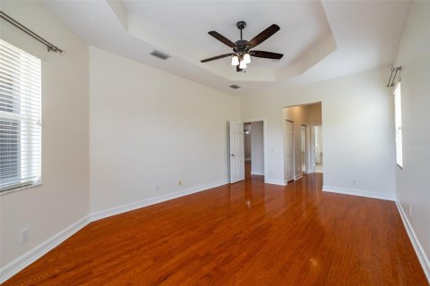 House in Wimauma, Florida 2 bedrooms, 191.47 sq.m. № 1373366 - photo 17