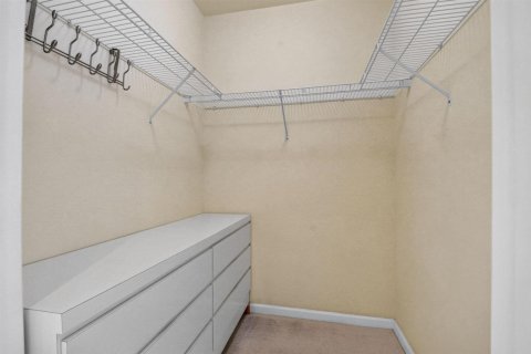 Condo in West Palm Beach, Florida, 2 bedrooms  № 2387219 - photo 24