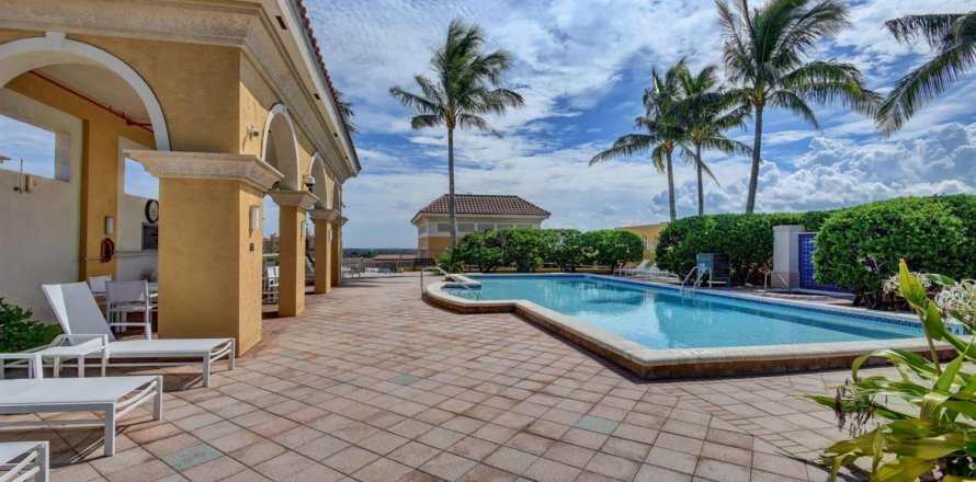 Condo in West Palm Beach, Florida, 2 bedrooms  № 2387219