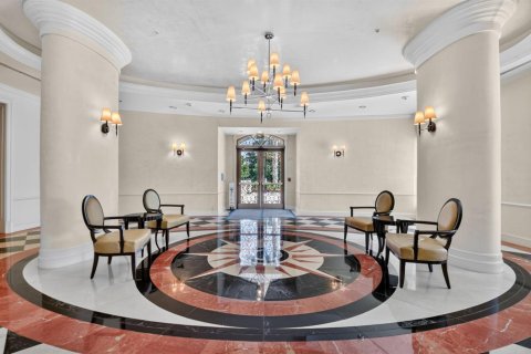 Condo in West Palm Beach, Florida, 2 bedrooms  № 2387219 - photo 20