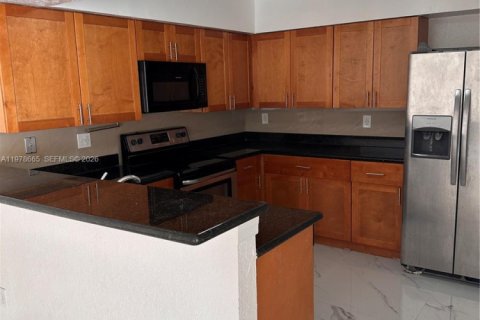 Townhouse in Miami, Florida 3 bedrooms, 171.87 sq.m. № 2044482 - photo 7