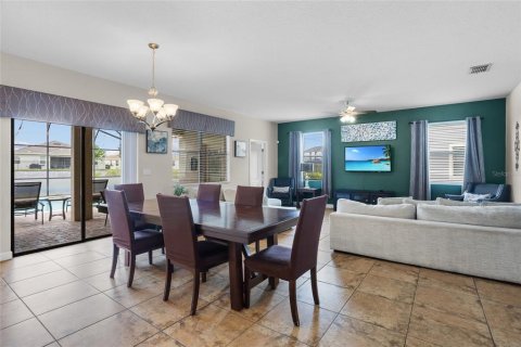Villa ou maison à vendre à Davenport, Floride: 6 chambres, 280.19 m2 № 1815354 - photo 10