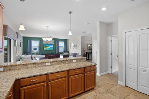 Villa ou maison à vendre à Davenport, Floride: 6 chambres, 280.19 m2 № 1815354 - photo 7