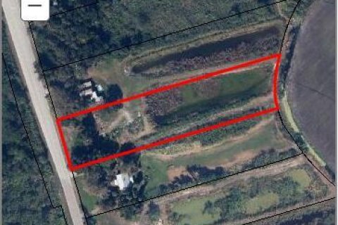 Terreno en venta en Canal Point, Florida № 810322 - foto 1