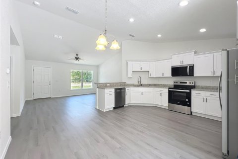 House in Dunnellon, Florida 3 bedrooms, 121.14 sq.m. № 1751636 - photo 10