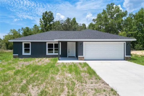 House in Dunnellon, Florida 3 bedrooms, 121.14 sq.m. № 1751636 - photo 1