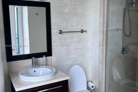 Condominio en alquiler en Sunny Isles Beach, Florida, 3 dormitorios, 181.72 m2 № 2054485 - foto 11