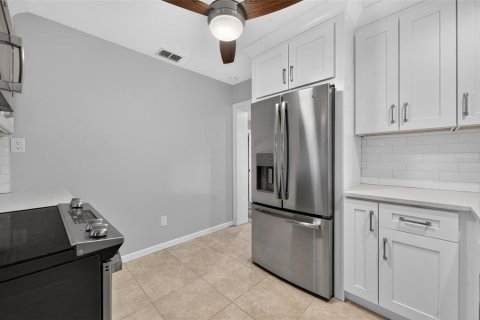 Casa en venta en Winter Park, Florida, 4 dormitorios, 197.51 m2 № 2304485 - foto 14
