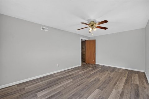 Casa en venta en Winter Park, Florida, 4 dormitorios, 197.51 m2 № 2304485 - foto 20