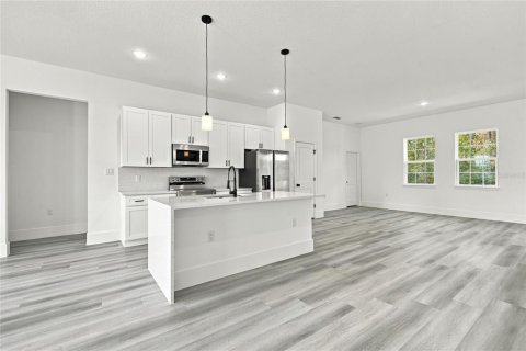 Villa ou maison à louer à Ocala, Floride: 4 chambres, 176.14 m2 № 2433209 - photo 5