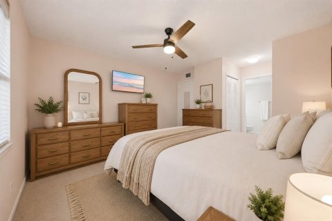 Condo in Palm Harbor, Florida, 2 bedrooms  № 2215937 - photo 12