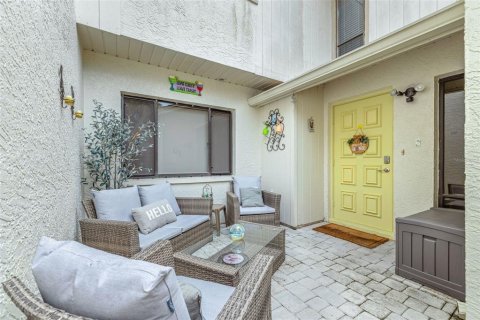 Townhouse in Palm Harbor, Florida 2 bedrooms, 144.46 sq.m. № 1903968 - photo 5