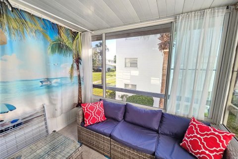 Condo in Bradenton, Florida, 2 bedrooms  № 2195501 - photo 13