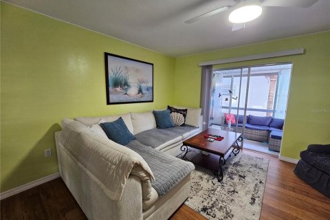 Condo in Bradenton, Florida, 2 bedrooms  № 2195501 - photo 3