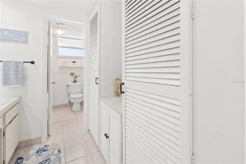 Купить кондоминиум в Лонгбоут-Ки, Флорида 5 комнат, 99.59м2, № 2225196 - фото 30