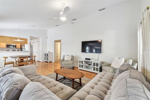 Condominio en venta en Tampa, Florida, 2 dormitorios, 110.46 m2 № 1684704 - foto 4