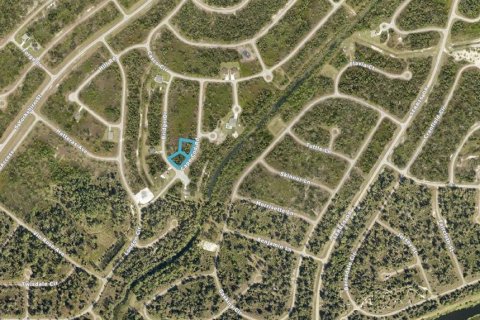 Terreno en venta en North Port, Florida № 1514418 - foto 3