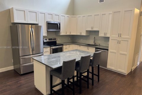 Townhouse in Boca Raton, Florida 2 bedrooms, 115.85 sq.m. № 2080157 - photo 3