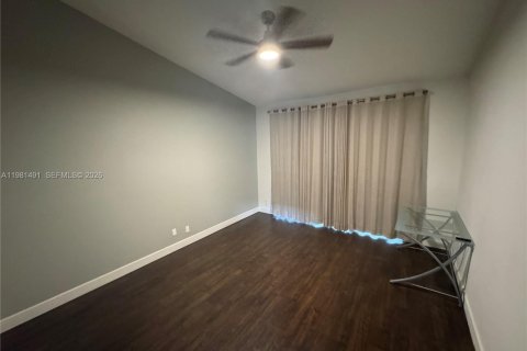 Townhouse in Boca Raton, Florida 2 bedrooms, 115.85 sq.m. № 2080157 - photo 5