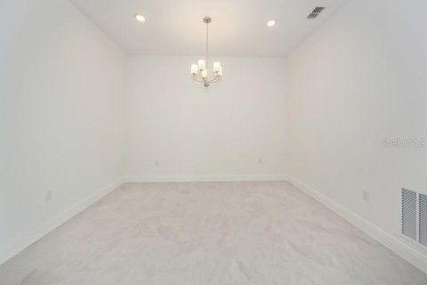 Villa ou maison à louer à Montverde, Floride: 5 chambres, 285.77 m2 № 2123383 - photo 9
