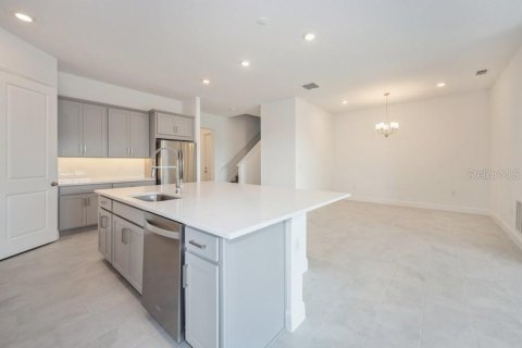 Villa ou maison à louer à Montverde, Floride: 5 chambres, 285.77 m2 № 2123383 - photo 7