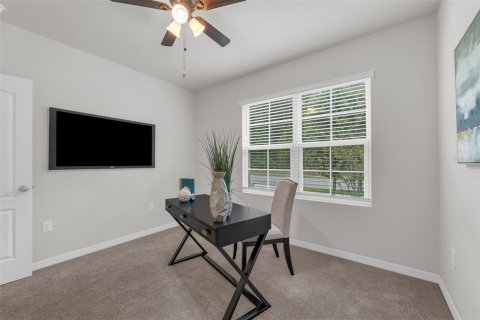 House in DeLand, Florida 3 bedrooms, 156.54 sq.m. № 2221628 - photo 24