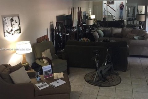 Adosado en alquiler en Pembroke Pines, Florida, 2 dormitorios, 156.63 m2 № 2027760 - foto 22