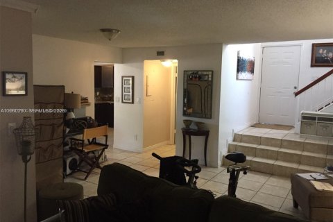 Adosado en alquiler en Pembroke Pines, Florida, 2 dormitorios, 156.63 m2 № 2027760 - foto 21