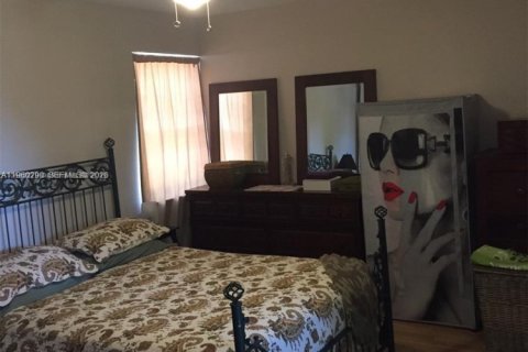 Adosado en alquiler en Pembroke Pines, Florida, 2 dormitorios, 156.63 m2 № 2027760 - foto 14