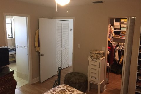 Adosado en alquiler en Pembroke Pines, Florida, 2 dormitorios, 156.63 m2 № 2027760 - foto 5