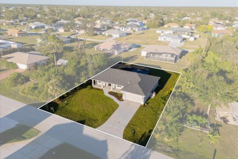 House in Englewood, Florida 3 bedrooms, 156.54 sq.m. № 1559672 - photo 28