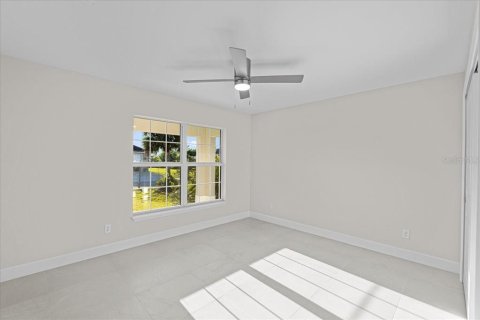 House in Englewood, Florida 3 bedrooms, 156.54 sq.m. № 1559672 - photo 19