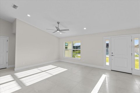 House in Englewood, Florida 3 bedrooms, 156.54 sq.m. № 1559672 - photo 5