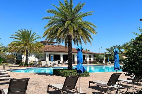 Villa ou maison à vendre à Homestead, Floride: 4 chambres, 280.75 m2 № 2013854 - photo 17