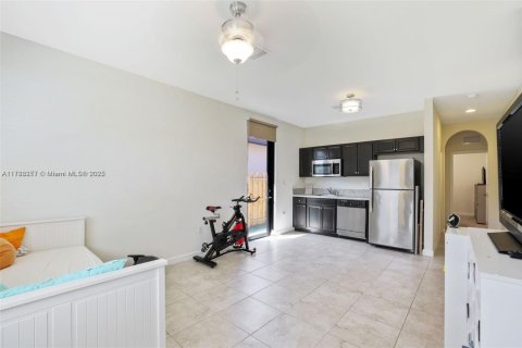 Villa ou maison à vendre à Homestead, Floride: 4 chambres, 280.75 m2 № 2013854 - photo 15