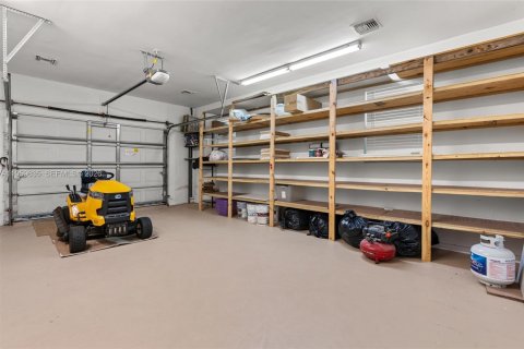 Casa en venta en Pinecrest, Florida, 6 dormitorios, 466.28 m2 № 2022196 - foto 30