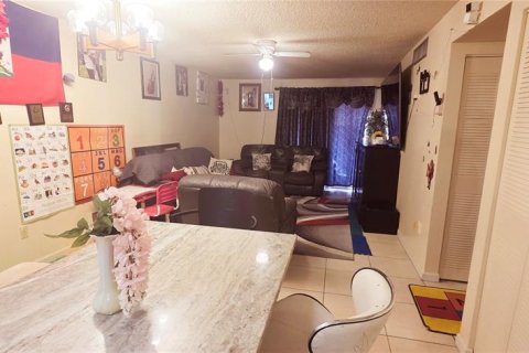 Купить кондоминиум в Орландо, Флорида 5 комнат, 77.29м2, № 1722435 - фото 17