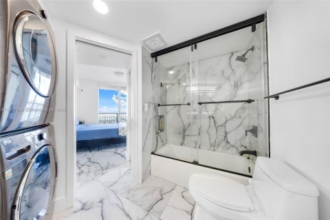 Copropriété à louer à Miami, Floride: 2 chambres, 97.36 m2 № 1972572 - photo 7