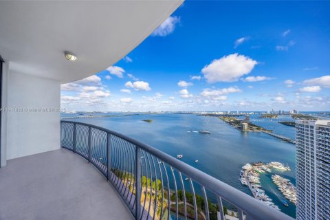 Copropriété à louer à Miami, Floride: 2 chambres, 97.36 m2 № 1972572 - photo 19