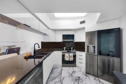 Copropriété à louer à Miami, Floride: 2 chambres, 97.36 m2 № 1972572 - photo 5