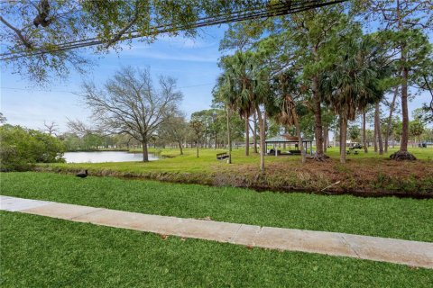 Condominio en venta en Saint Petersburg, Florida, 2 dormitorios, 78.5 m2 № 1716827 - foto 28