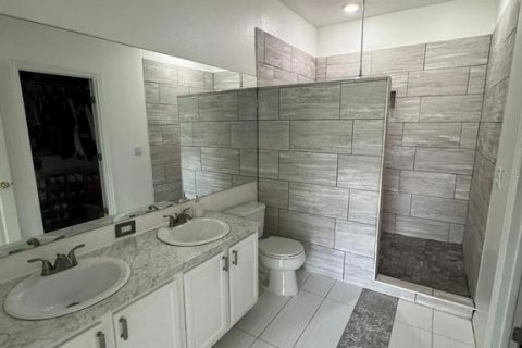 Townhouse in Orlando, Florida 3 bedrooms, 154.03 sq.m. № 1846424 - photo 11