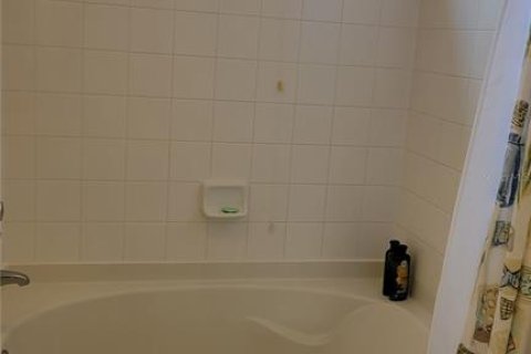 Touwnhouse à louer à Sarasota, Floride: 2 chambres, 115.76 m2 № 1511914 - photo 16