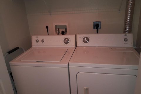Touwnhouse à louer à Sarasota, Floride: 2 chambres, 115.76 m2 № 1511914 - photo 22