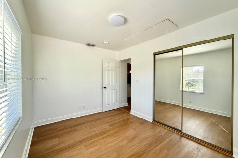 Casa en alquiler en Hollywood, Florida, 3 dormitorios, 77.95 m2 № 1988962 - foto 30