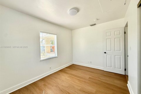 Casa en alquiler en Hollywood, Florida, 3 dormitorios, 77.95 m2 № 1988962 - foto 29